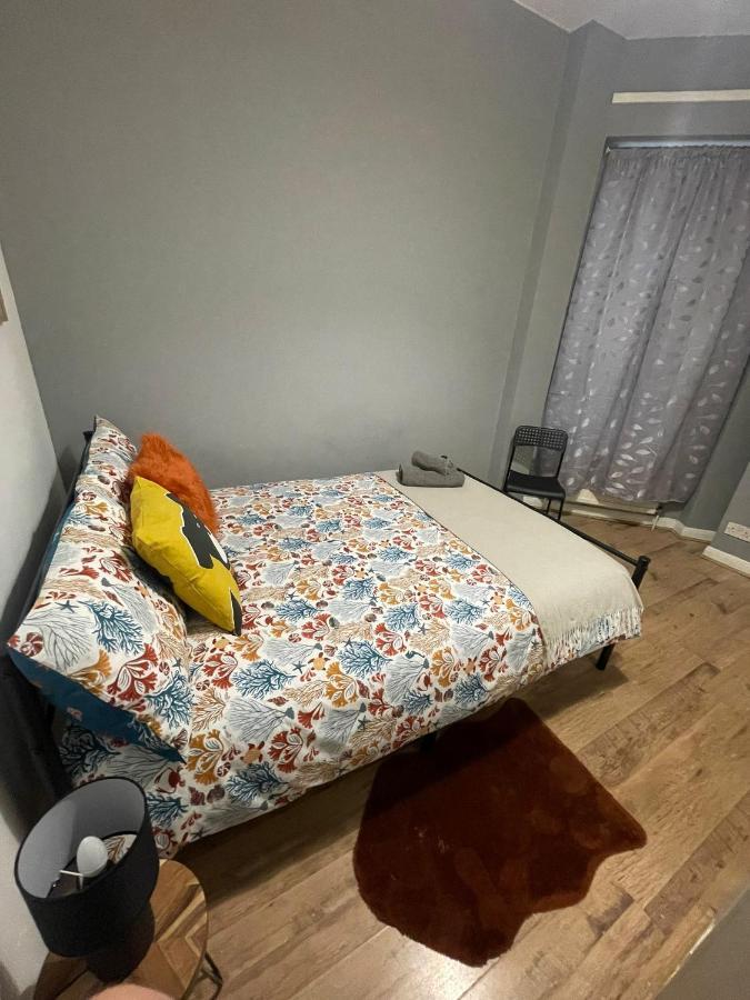 Contemporary Private Rooms Near Central Лондон Экстерьер фото